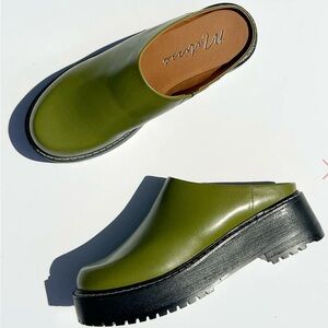 Lisa Say’s Gah Women's Green Lena Chunky Mule